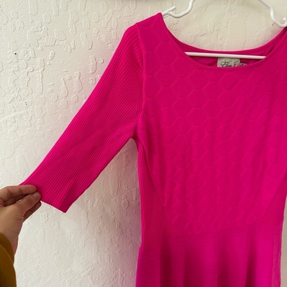 Eliza J Hot Pink Stretch Pattern Texture Fit & Flare Everyday Soft Short Dress M - Picture 4 of 10